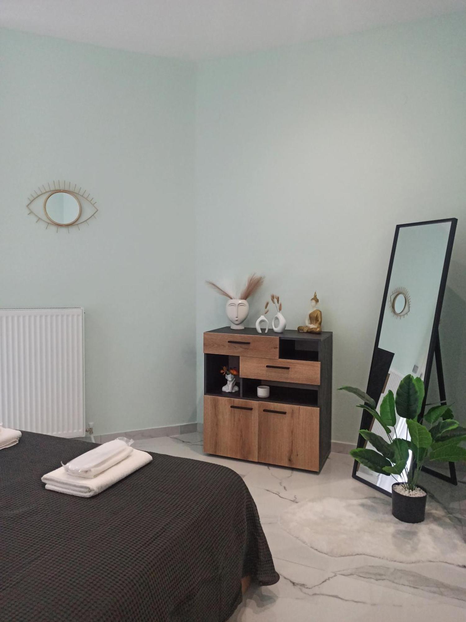 Athonos Secret Diamond Apartment Tesalonika Bagian luar foto