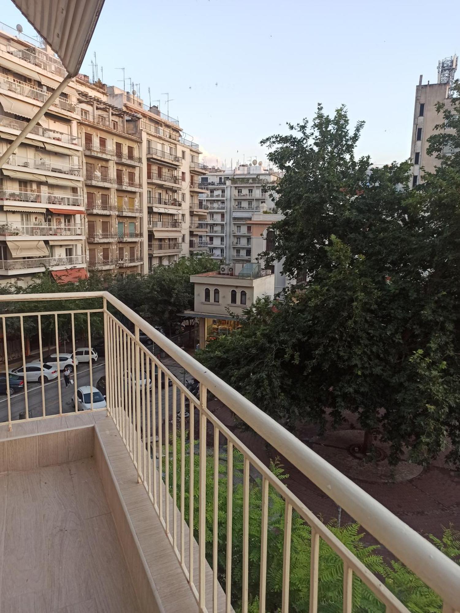 Athonos Secret Diamond Apartment Tesalonika Bagian luar foto